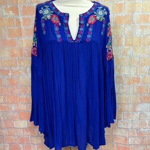 Avani Del Amour‎ Embroidered Boho Crinkle Gauze Bell Sleeve Tunic